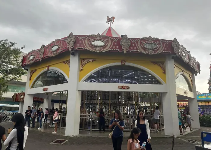 Gentry Manor Family Balcony View Wifi Tv Close To Okada 12b Manila