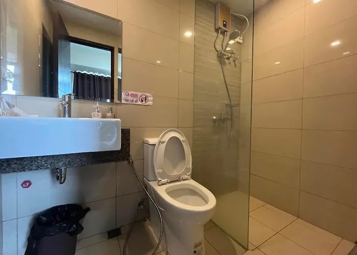 Gentry Manor Family Balcony View Wifi Tv Close To Okada 12b Manila