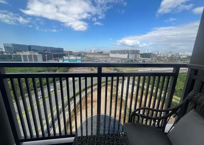 Gentry Manor Family Balcony View Wifi Tv Close To Okada 12b * Manila